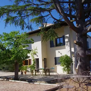 Bed & Breakfast Le Grand Cedre - 2 D'hotes - Sud Ardeche, Bourg-Saint-Andéol
