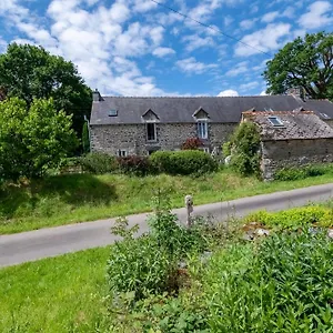 chambre-dhote-la-haye-darmor-la-roche-au-cerfs.inbrittany.com/